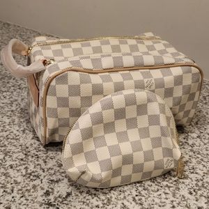 2 pc Designer Toiletry Bag Set